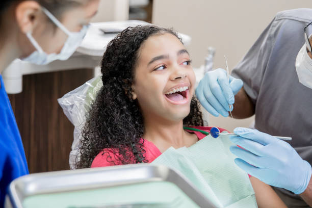 Best Emergency Dentist for Knocked-Out Tooth in Wayne, MI